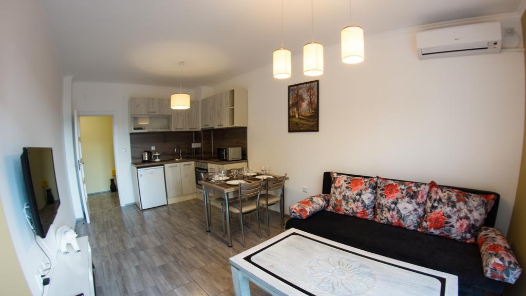 Apartmán Nasred Grada Chisarja Exteriér fotografie